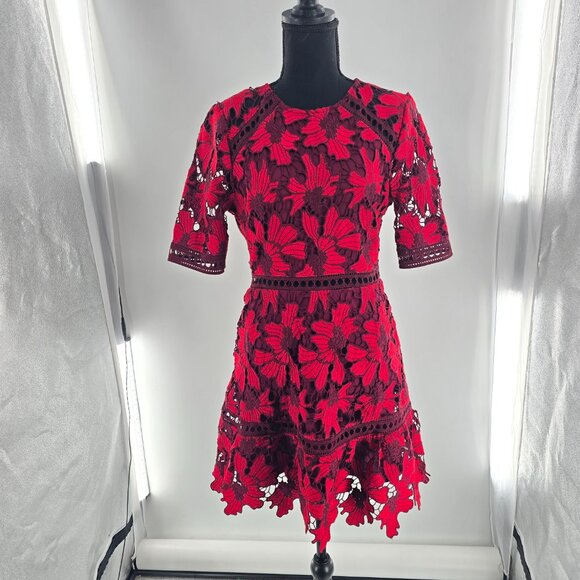 Lulu's Love Me Forever Crochet Lace‎ Dress Sz Small Lined - Picture 8 of 9